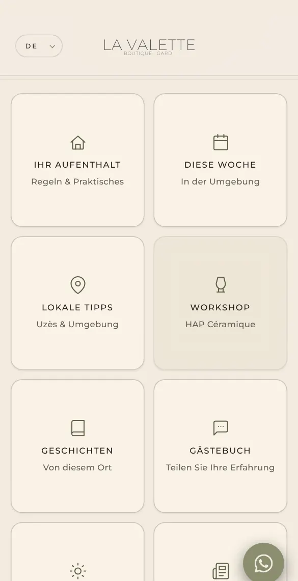Der Gästeführer auf einem Handy: Kacheln für Ihren Aufenthalt, die Woche, das Wetter, lokale Tipps und mehr
