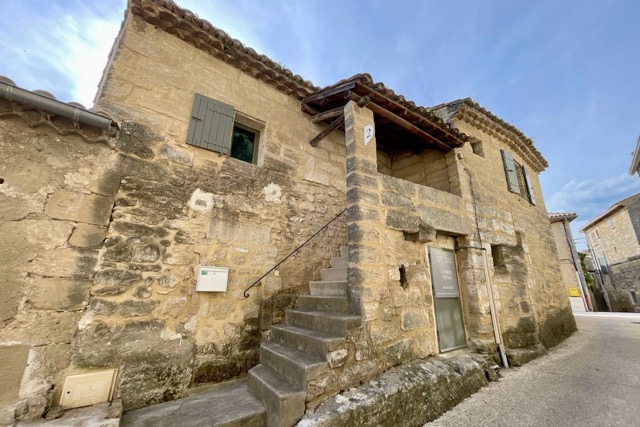 La Maison — entire house, sleeps six, near Uzès, Gard